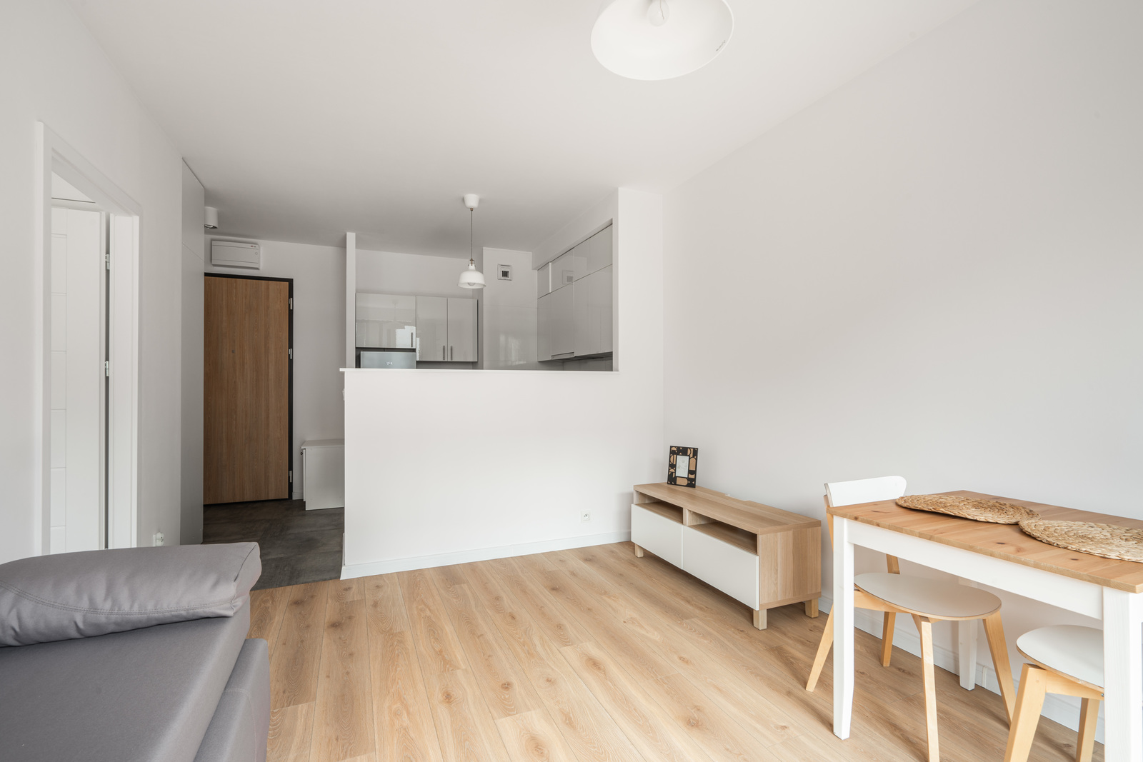 Mieszkanie – Mazowieckie – Warszawa – 319/7447/OMW