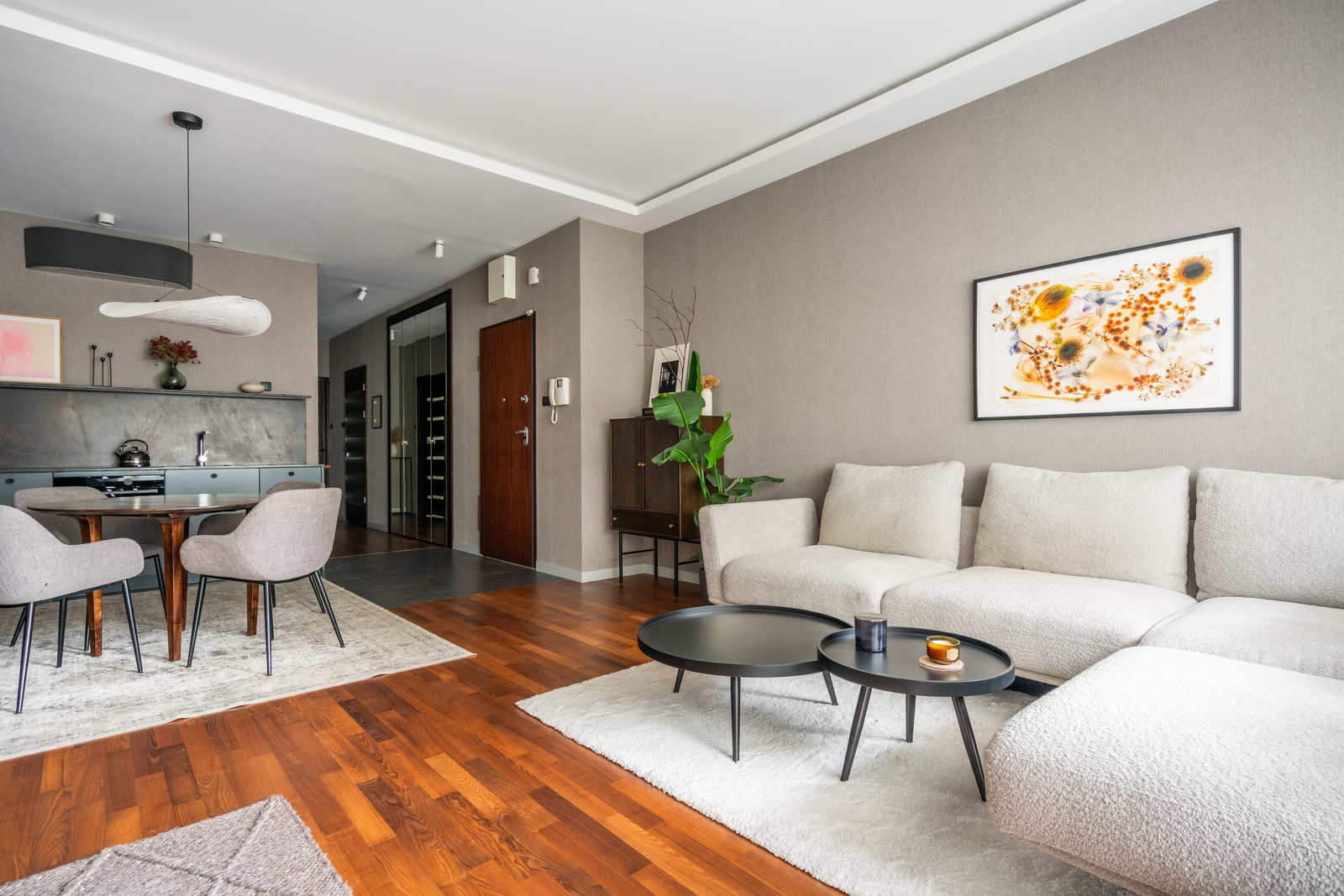 Mieszkanie – Mazowieckie – Warszawa – 984/7447/OMS