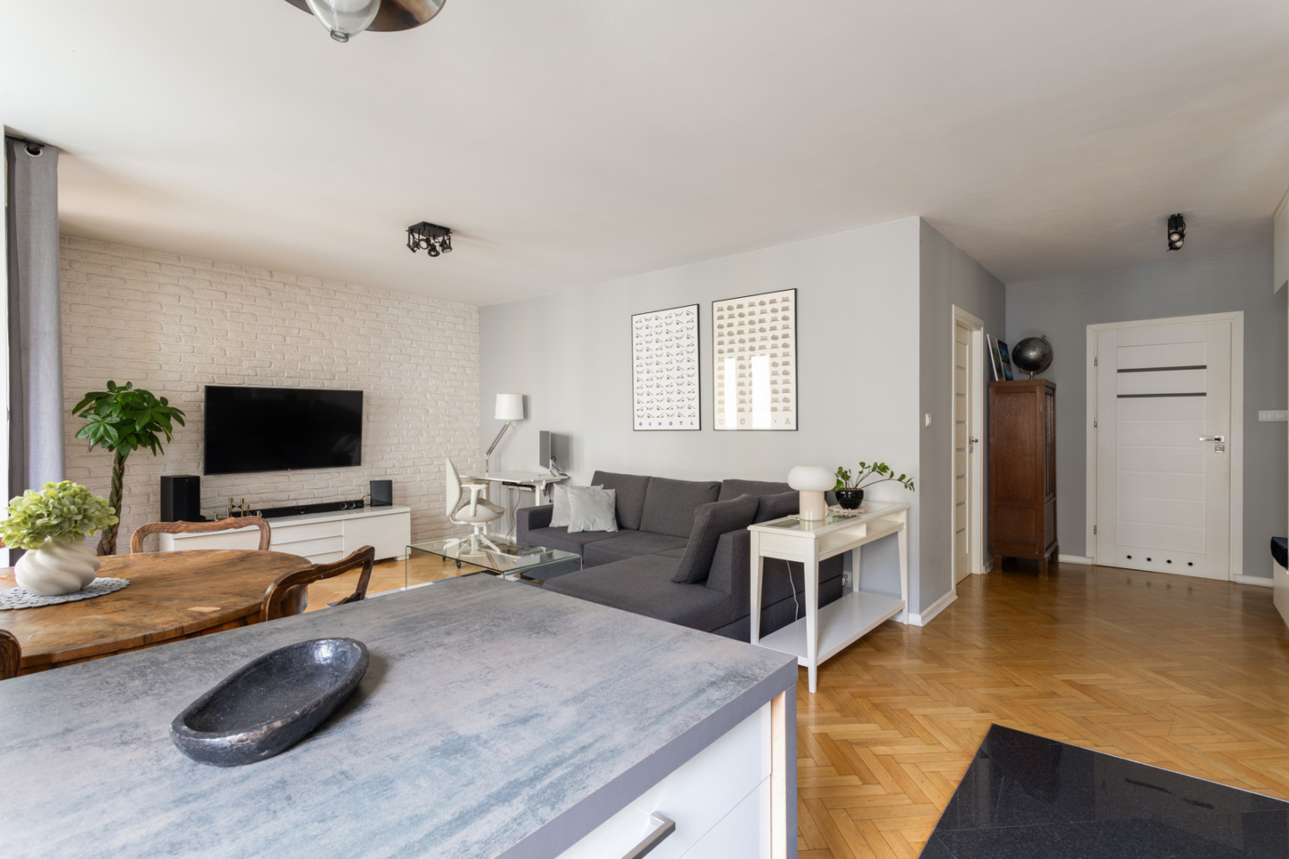 Mieszkanie – Mazowieckie – Warszawa – 1406/7447/OMS