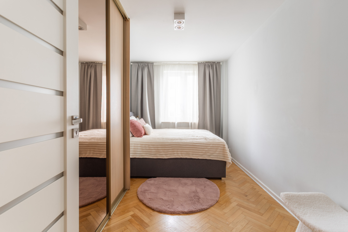 Mieszkanie – Mazowieckie – Warszawa – 1406/7447/OMS