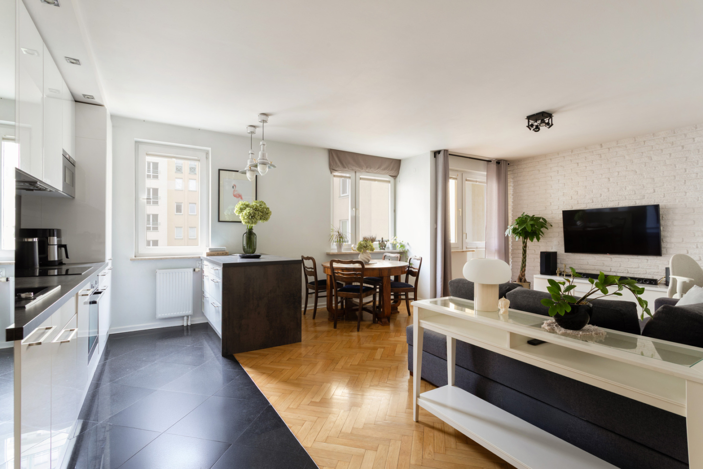 Mieszkanie – Mazowieckie – Warszawa – 1406/7447/OMS