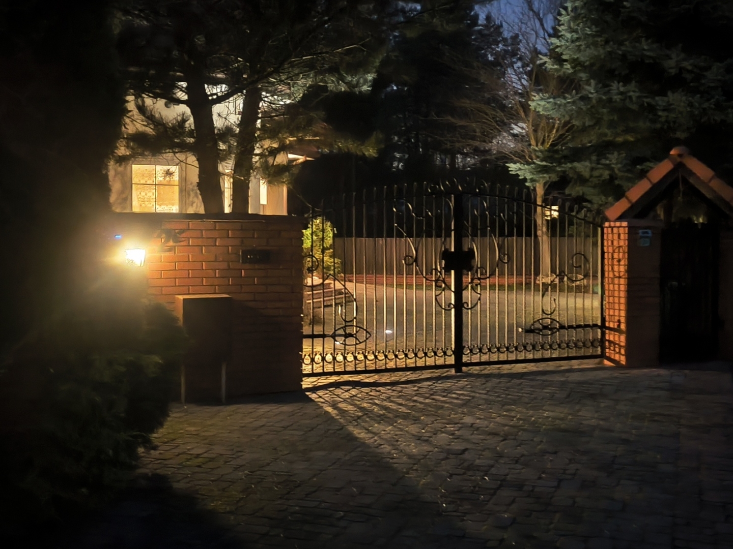 Dom – Mazowieckie – Ustanów – 458/7447/ODS