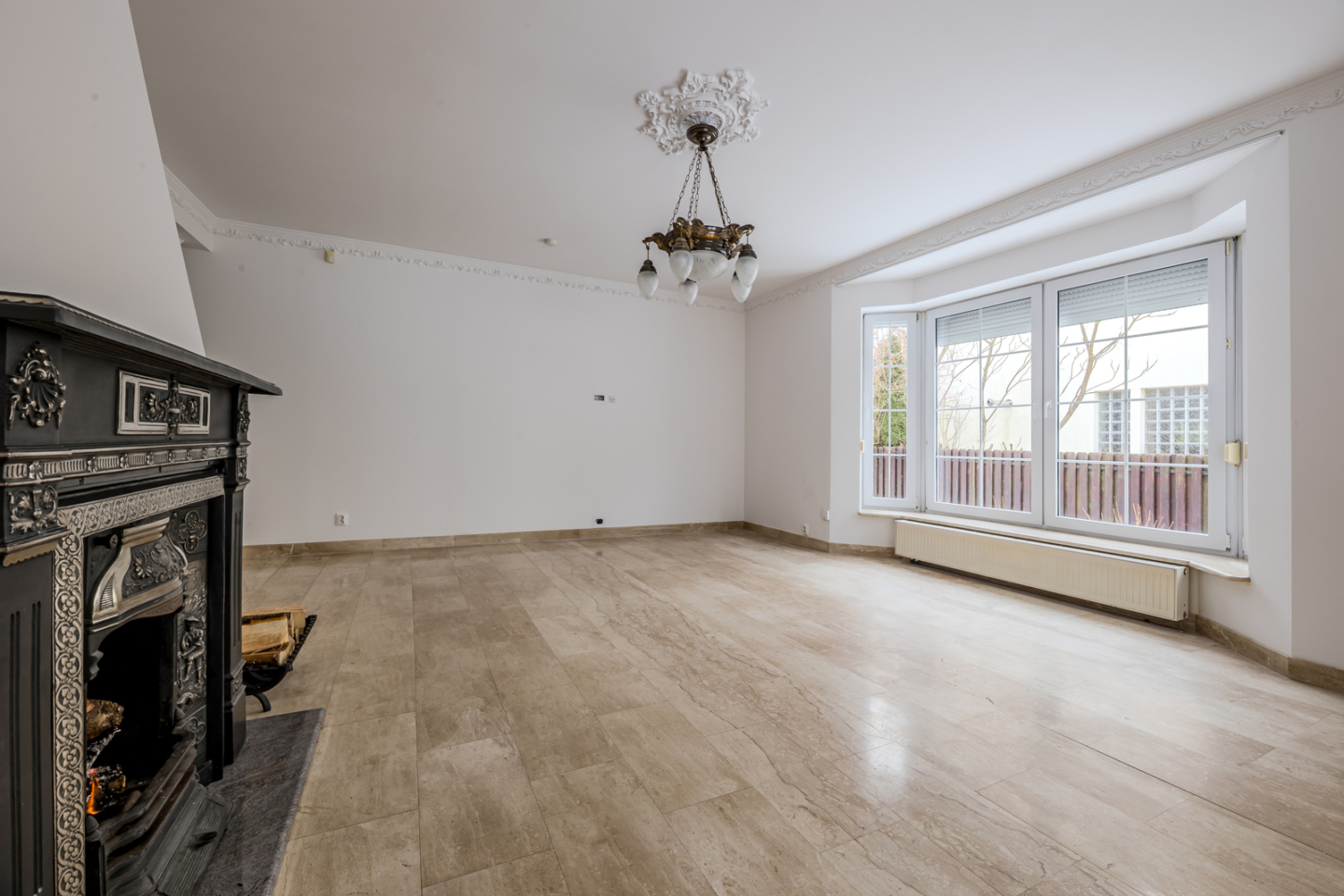 Dom – Mazowieckie – Ustanów – 458/7447/ODS