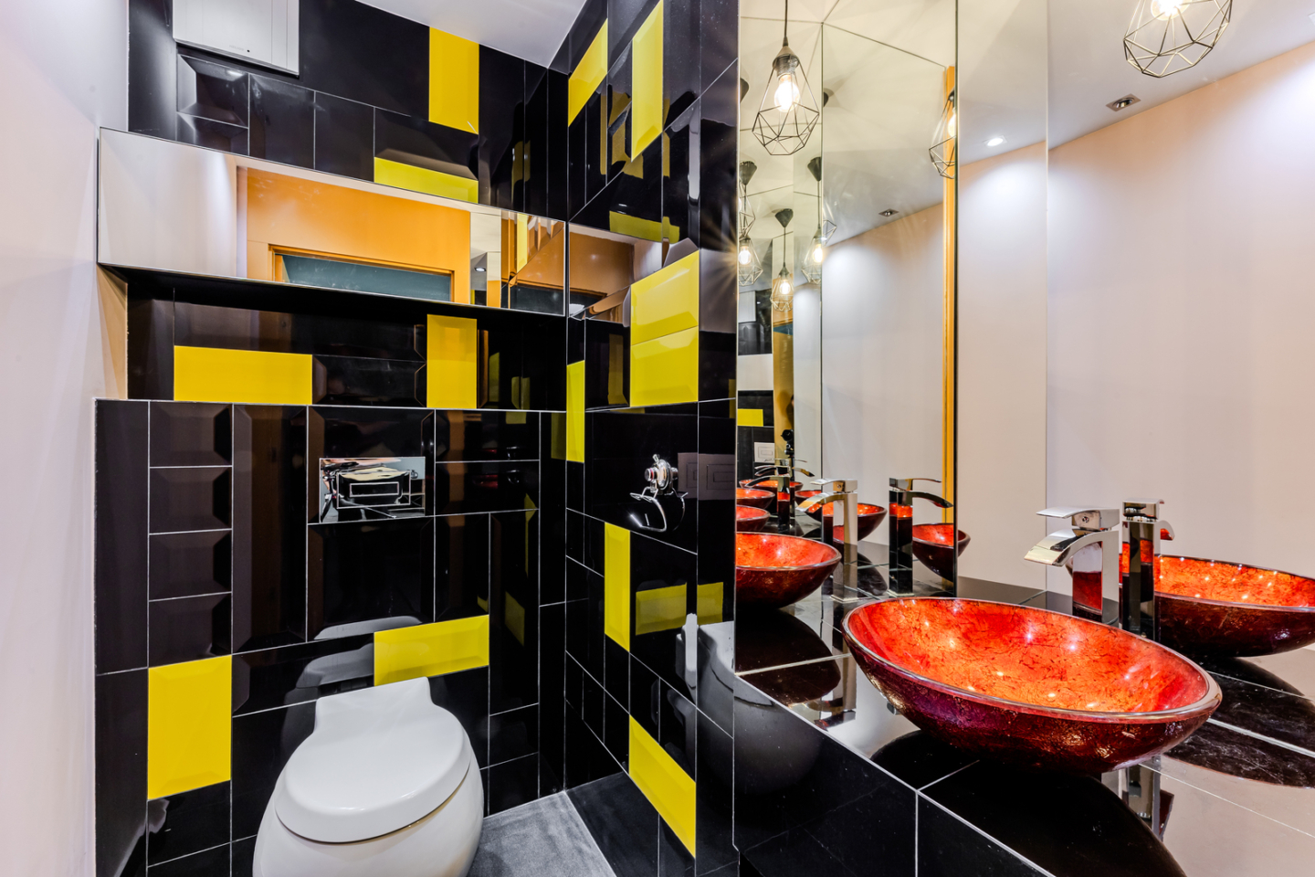 Mieszkanie – Mazowieckie – Warszawa – 447/7447/OMW