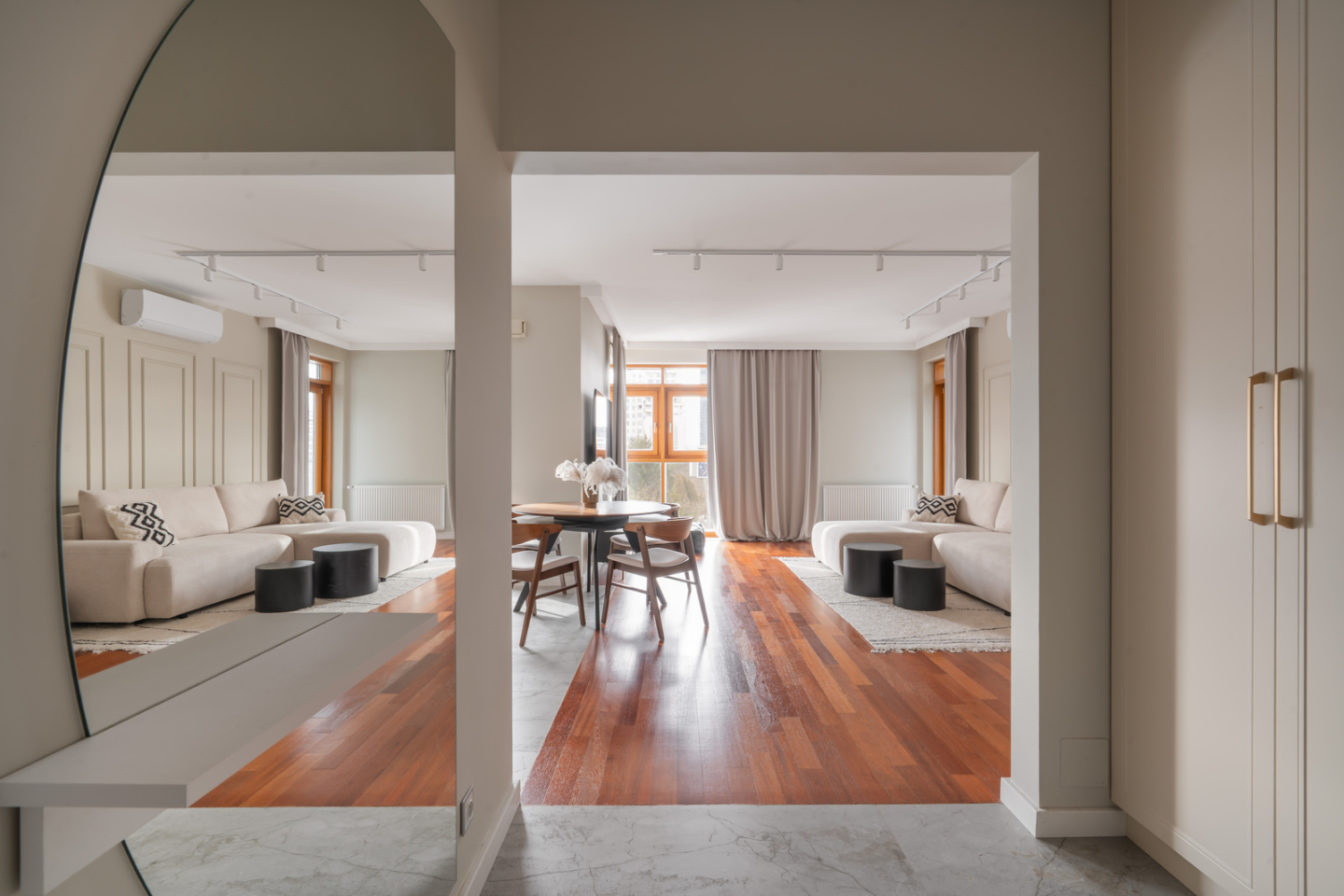 Mieszkanie – Mazowieckie – Warszawa – 1679/7447/OMS