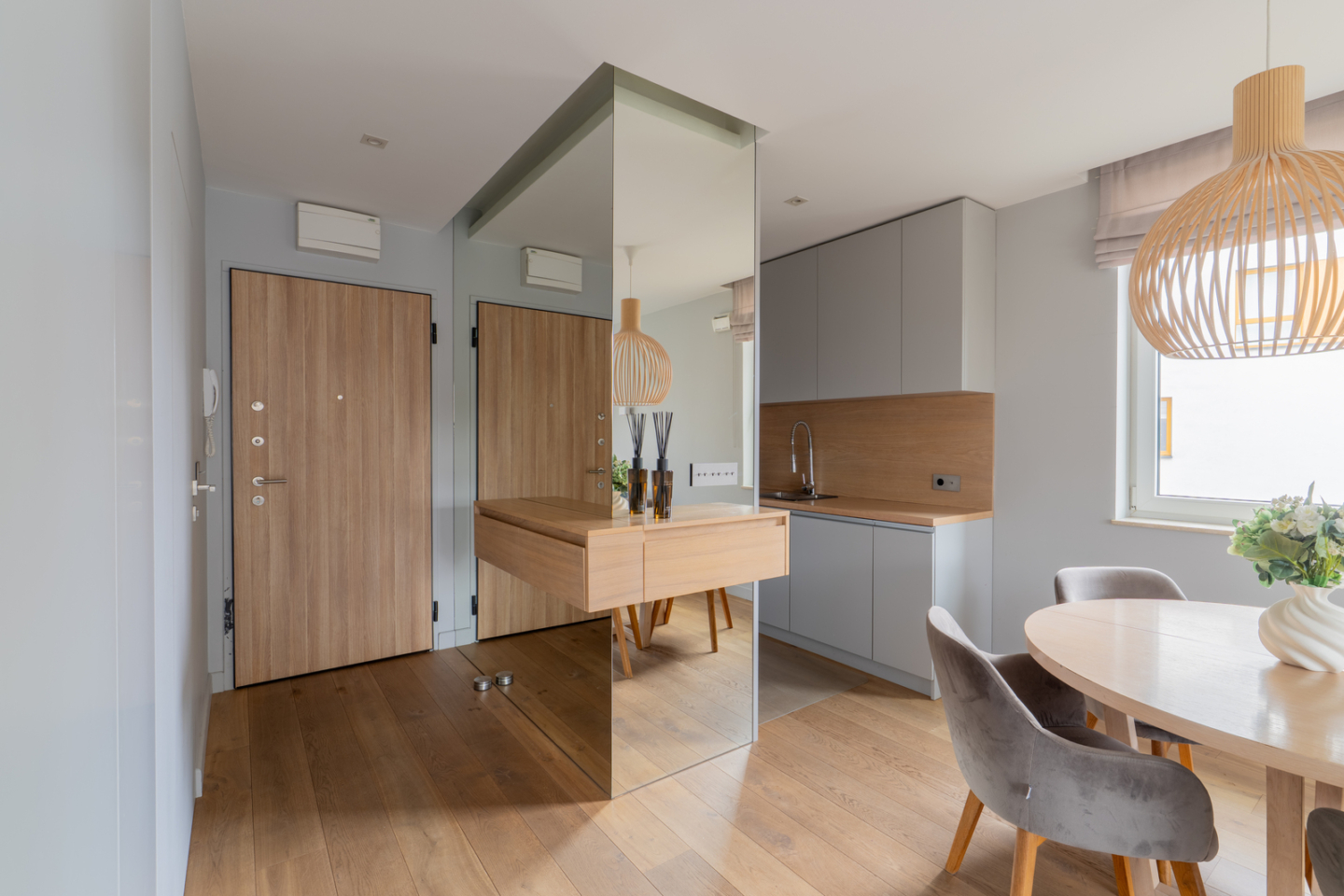 Mieszkanie – Mazowieckie – Warszawa – 460/7447/OMW