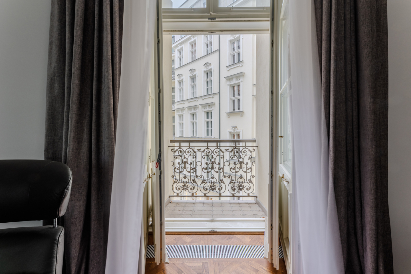 Mieszkanie – Mazowieckie – Warszawa – 461/7447/OMW