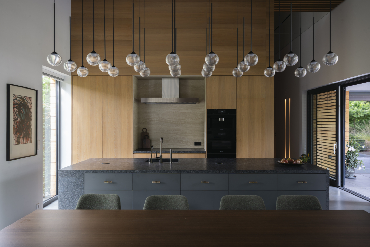 Sprzedaż agencja nieruchomości lokalnej LP